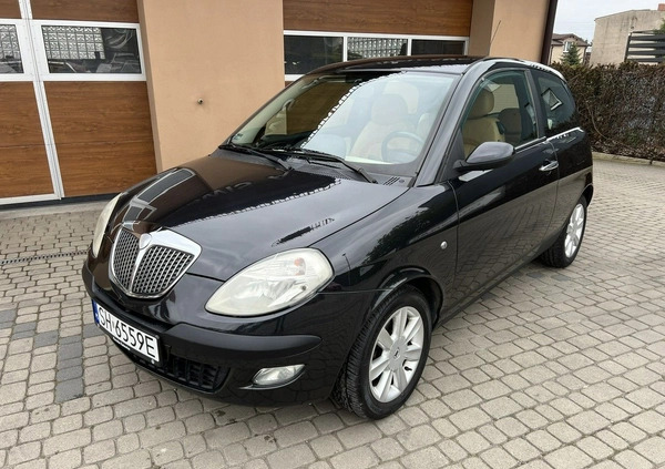 Lancia Ypsilon cena 9900 przebieg: 129000, rok produkcji 2005 z Wejherowo małe 172